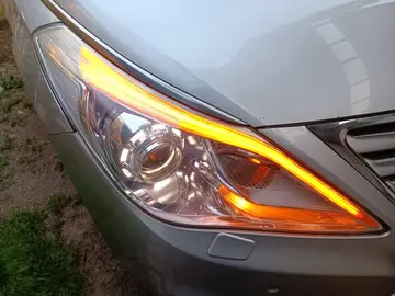 Foco de Hyundai Azera con intermitente ámbar